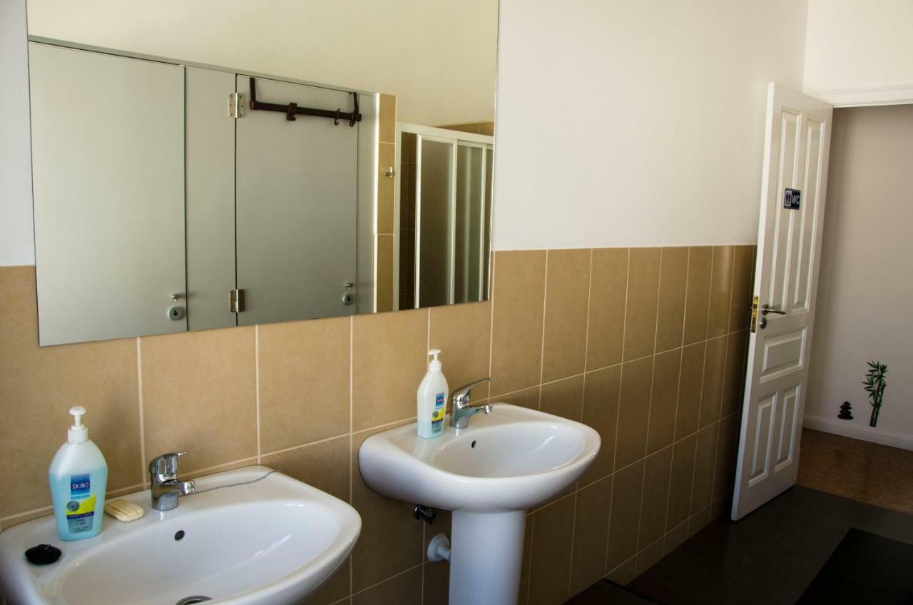 White Sun Hostel Лагуш Екстер'єр фото